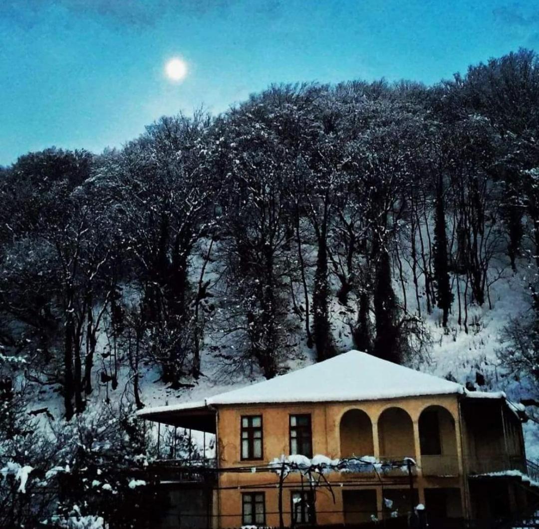 Ezo Hotell Jvari Exteriör bild