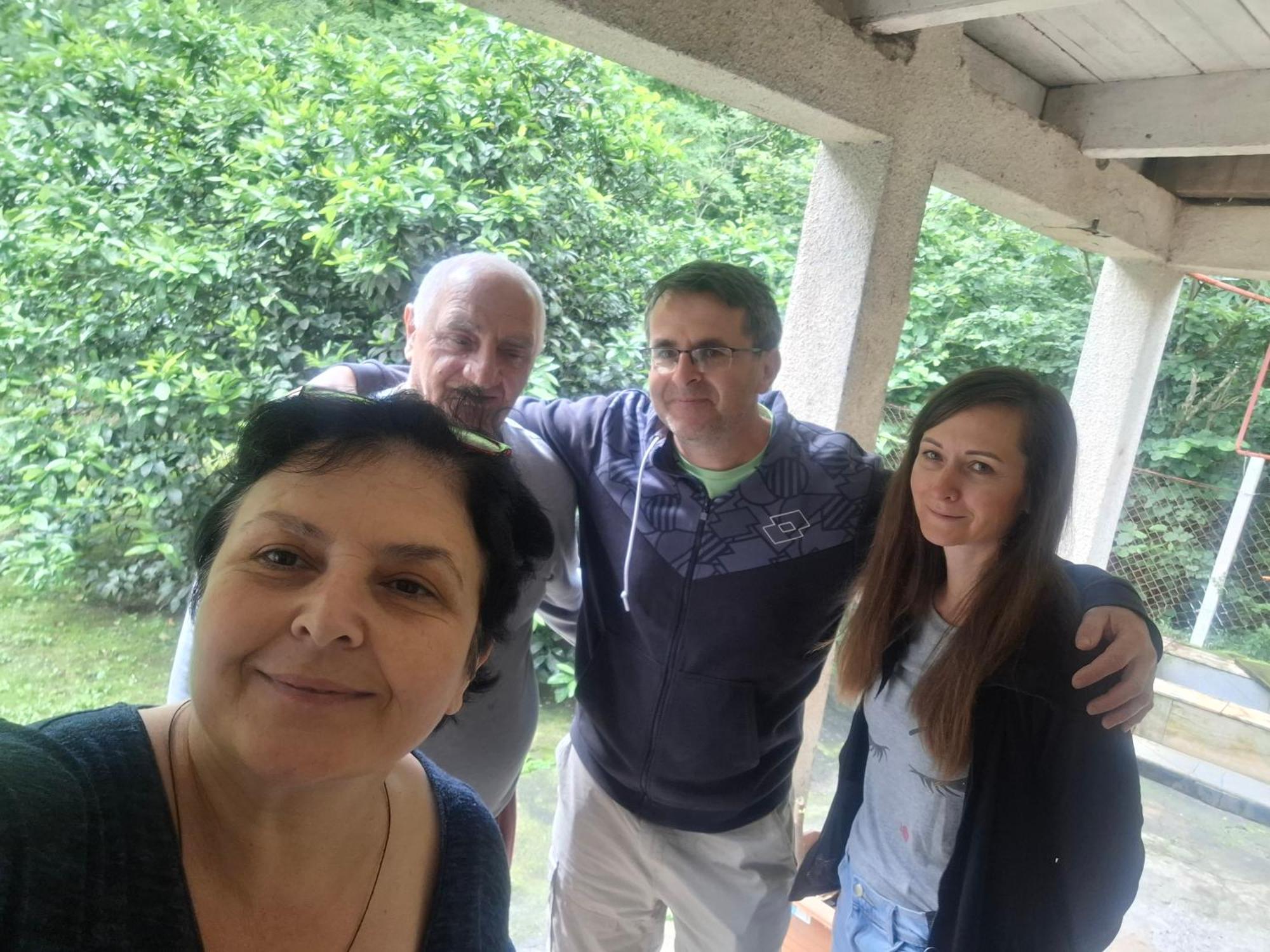 Ezo Hotell Jvari Exteriör bild